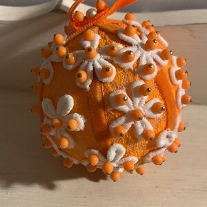 Vintage Christmas Push Pin Ornament